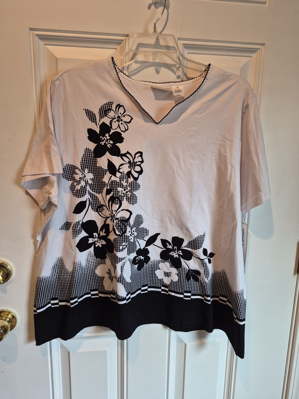 Alfred Dunner White Short-Sleeve Top with Black Floral Border